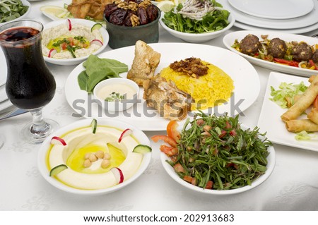 Lebanese food presentation