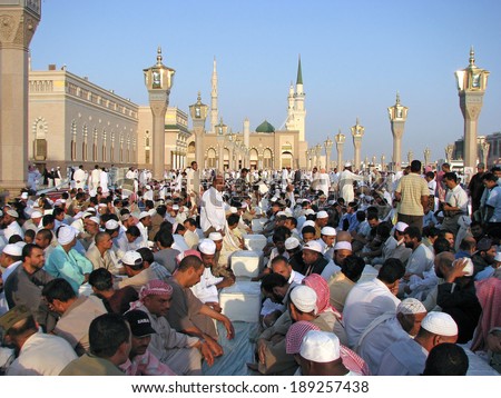 MEDINA SAUDI ARABIA KSA OCTOBER 8 Muslims get ready to pray around Nabawi Mosque October 8 2007 in Medina KSA Muslims from all over the world visit this place would do MEDINA SAUDI ARABIA KSA OCTOBER 8 Muslims get ready to pray around Nabawi Mosque October 8 2007 in Medina KSA Muslims from all over the world visit this place would do