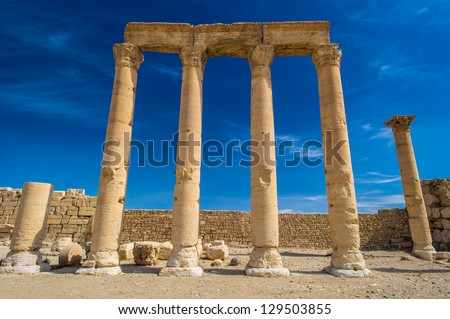 Grec-Roman columns of Palmyra, Syria