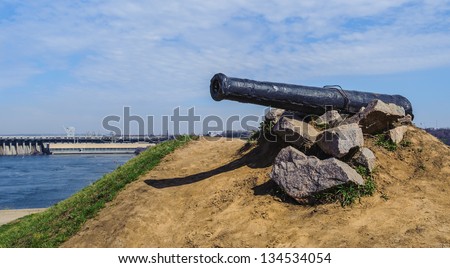 Cannon on the hill from the ancient times