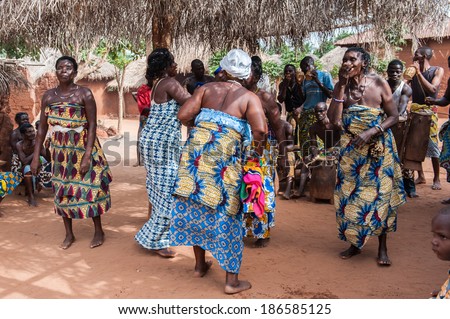 KARA, TOGO - MAR 11, 2012:  Unidentified Togolese people dance the religious voodoo dance. Voodoo is the West African religion