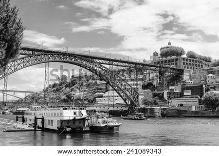 PORTO, PORTUGAL - JUN 21, 2014: Bridge Dom Luis I in Porto, Portugal. Bridge over the River Douro, one of the major rivers of the Iberian Peninsula (2157 m)