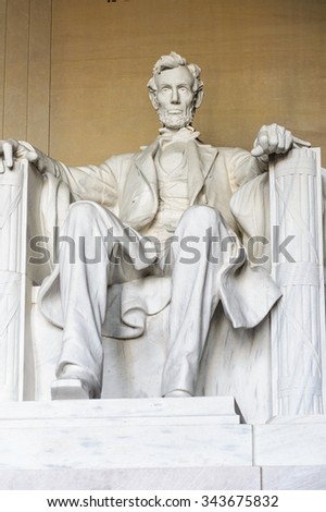 WASHINGTON DC, USA - SEP 24, 2015: Lincoln statue at the Lincoln memorial, Washington DC, USA.It\'s an American national monument built to honor the 16th President of the United States, Abraham Lincoln