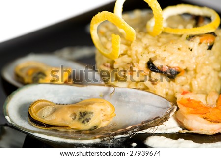 Risotto with oyster and shrimp