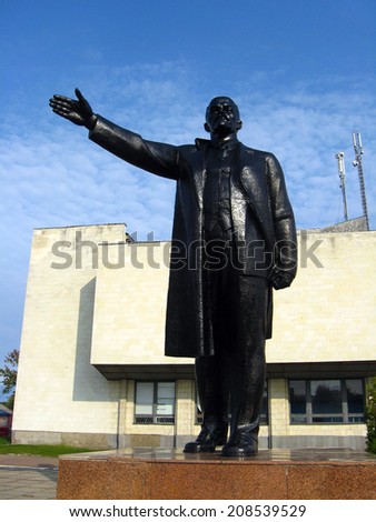 Schors town, Ukraine - CIRCA June 2012: big and black monument to the leader of world proletariat Lenin