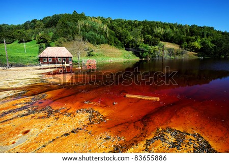 Water pollution of a copper mine exploitation
