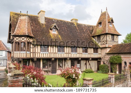 Beautiful Timber frame building with garden in Beuvron en Auge, Normandy, France