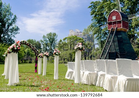 Outdor wedding place in the garden