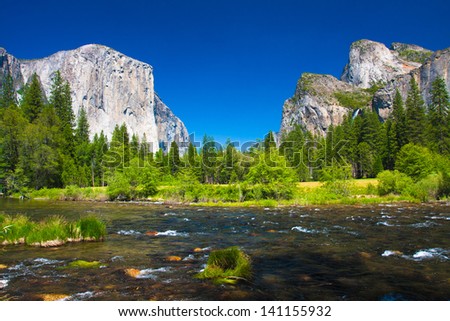Yosemite Valley with El Captain Rock and Bridal Veil Falls in Yosemite National Park,California