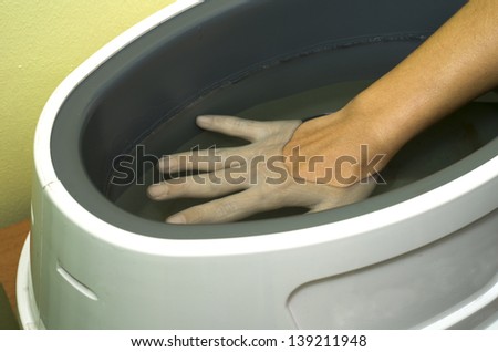 Paraffin Wax Treatment for Carpal Tunnel