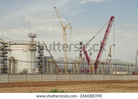 VOLGOGRAD - JUNE 9 : The construction of a plant for processing of oil on the territory of Volgograd refinery LUKOIL. June 9, 2014 in Volgograd, Russia