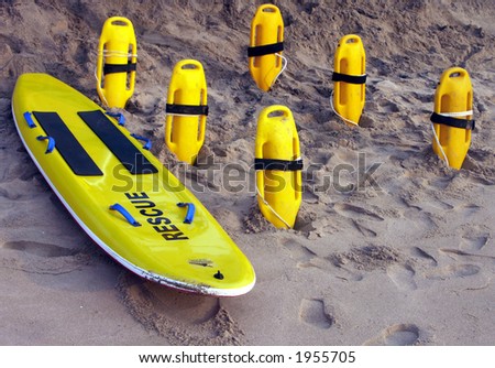 Surf rescue equipment