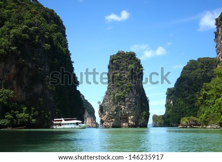 thailand island hopping at limestone islands