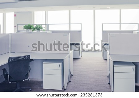 An empty office room and office table