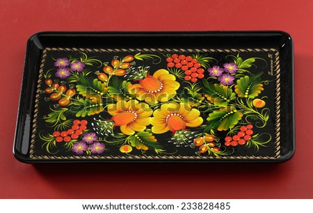 Handmade painting on wooden tray, traditional Ukrainian painting Petrykivsky rozpys