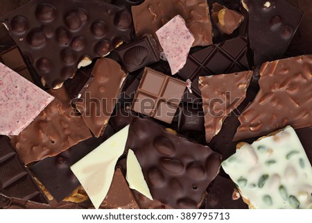 Chocolate bar/ chocolate bar pieces / nut chocolate/ chocolate background