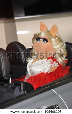 LOS ANGELES, CA - NOVEMBER 12, 2011: Miss Piggy at the world premiere of \