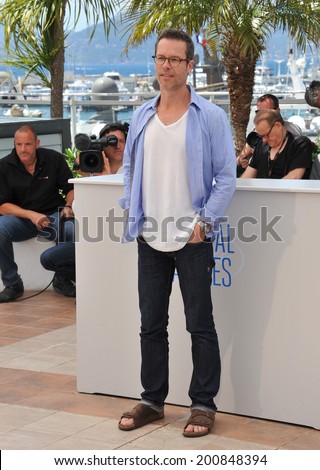 CANNES, FRANCE - MAY 18, 2014: Guy Pearce at the photocall for his movie 
