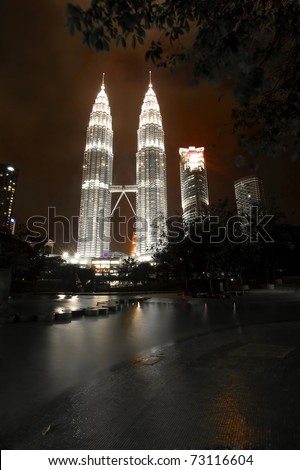 KUALA LUMPUR, MALAYSIA - FEBRUARY 20: Petronas Twin Towers - the tallest twin buildings in the world at 451,9m February 20, 2009, Kuala Lumpur, Malaysia