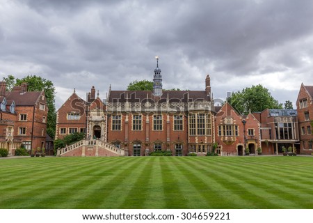 CAMBRIDGE, UK - JULY 23, 2015: Selwyn College in the University of Cambridge in England. The college was founded by the Selwyn Memorial Committee in memory of the Rt Reverend George Selwyn.