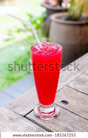 Summer drinks , Drink Red Lemon , Drink red , Refreshments , Cold drinks , Drink ice , Refreshing drinks