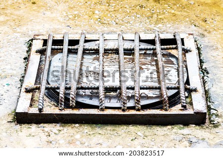 manhole cover , manhole wet cover , save manhole cover