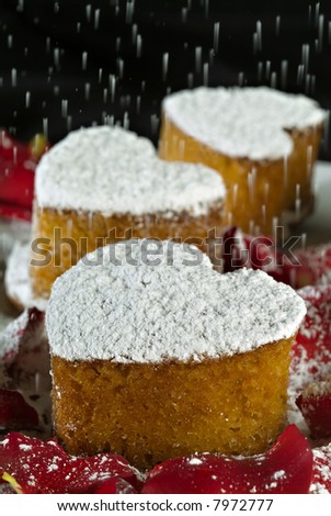 Heart Shape sugar powdered cakes for Valentine\'s Day