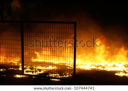 CHALKIDIKI, GREECE - AUGUST, 21 : Forest fire disaster on August 21, 2006 in Chalkidiki Peninsula, northern Greece