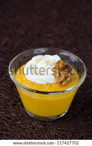 pudding with pumpkin and mango