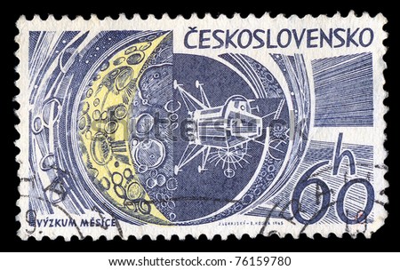 CZECHOSLOVAKIA - CIRCA 1965. Vintage postage stamp with lunar space probe approaching the moon illustration, circa 1965.