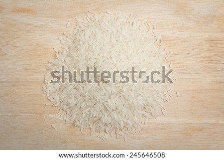 pile of rice on the wood block
