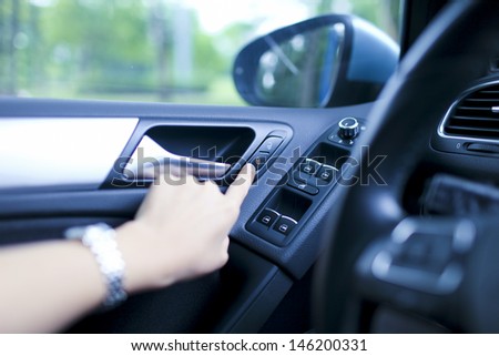 press the button to open car door