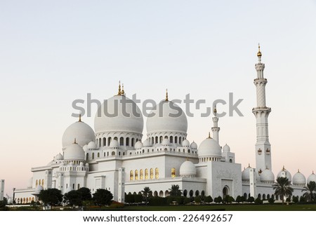 abu dhabi zayed mosque united emirate