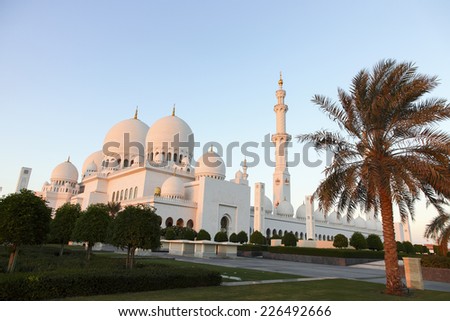 abu dhabi zayed mosque united emirate