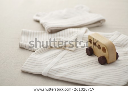 Organic baby clothes