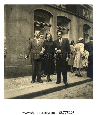 PRAGUE, CZECHOSLOVAK REPUBLIC, CIRCA 1955 - friends before old Prague pub - circa 1955
