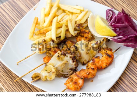 Grilled cuttlefish with fries