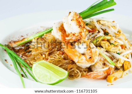 Stir fried noodle with shrimp in thai style