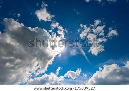 bright sun in the beautiful cumulus clouds