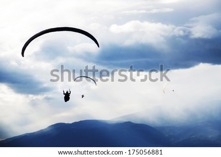 Paragliding as extreme and fun sport