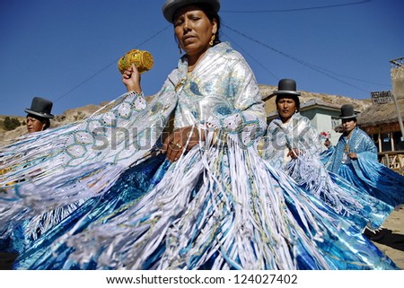 ISLA DEL SOL, BOLIVIA - MAY 14: Unidentified aymara woman (\