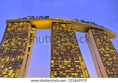 SINGAPORE - SEPT 07: Night view of Marina Bay Sands on Sept 07, 2012 in Singapore.  Billed as the world's most expensive standalone casino property at S$8 billion, including cost of the prime land.