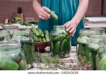 canning cucumbers at home with their own hands