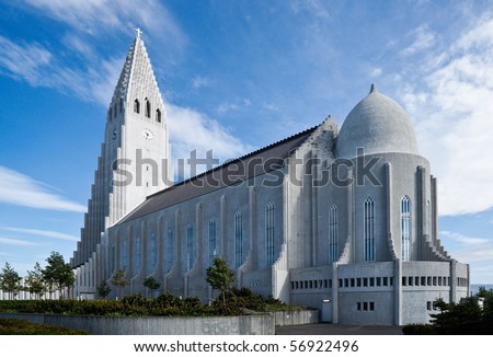 The famous and beautiful large church Hallgrimskirkja in Icelands capital Reykjavik