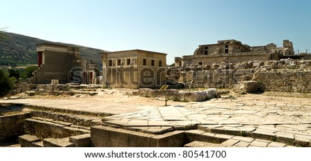 Panoramic view over the ruins of Knossos, the old minoic capital at the greek island of Crete
