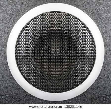 Speaker with mesh grill pattern, design component