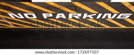No Parking sign at street in Dubai