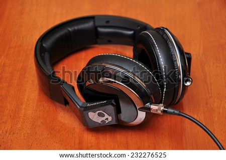 BANGALORE, INDIA - NOVEMBER 22, 2014: A pair of Skullcandy Mix Master headphones. Skullcandy is a US based company that markets headphones, earphones, MP3 players, and other products.