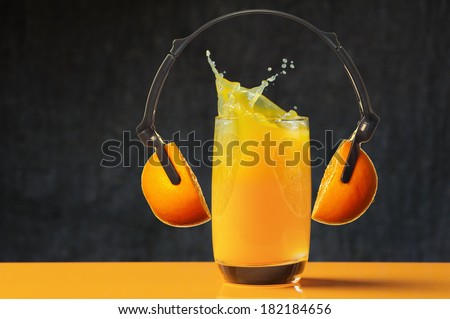 Loud sound, splash of orange juice