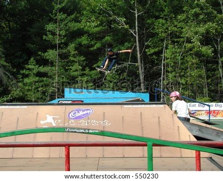 Fantastic grab off box jump at Muskoka Woods Amateur Open in Ontario